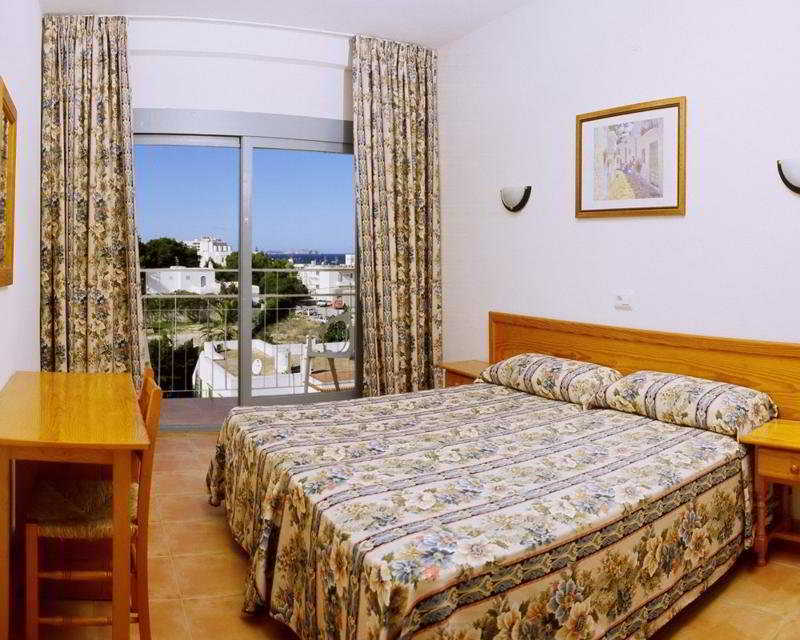 Hostal Anibal - Ab Group San Antonio  Exterior photo